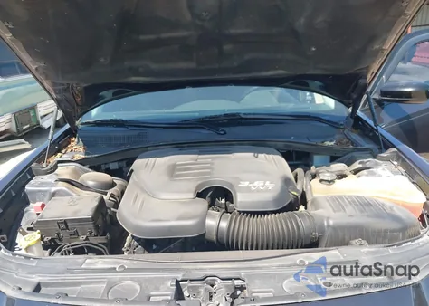 2019 Chrysler 300 Touring из США, поврежденный, VIN 2C3CCAAG4KH610427